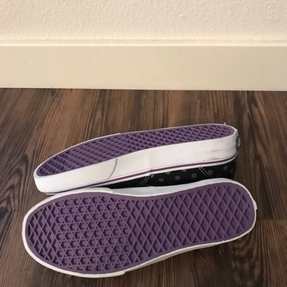 BRAND NEW! Black & Purple and Grey Vans Sneakers - Picture 2 of 2